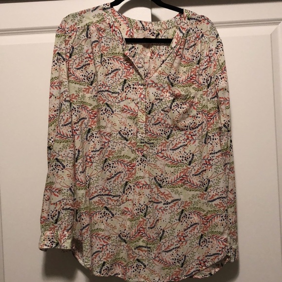 LOFT Tops - Loft Floral Design Blouse